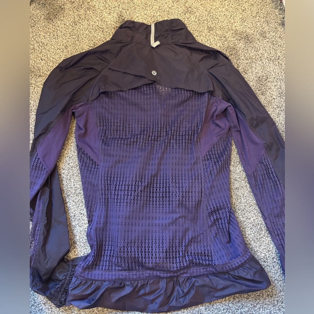 Lululemon Windbreaker Jacket - Picture 4 of 4